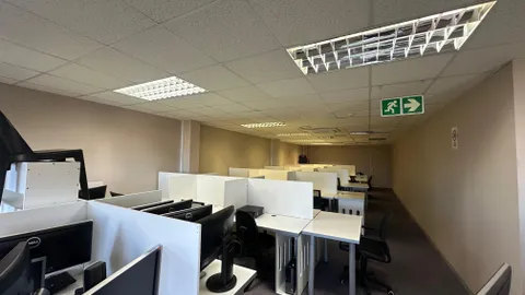 WhatsApp Image 2025-08-29 at 09.30.26-4.